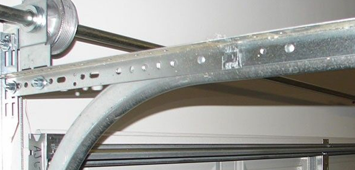 emergency garage door roller repair in Rolling Hills