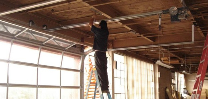 commercial garage door repair in Rolling Hills