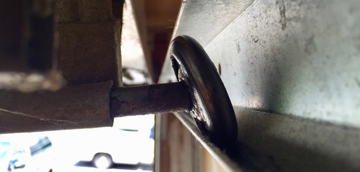 garage door rollers repair in Rolling Hills